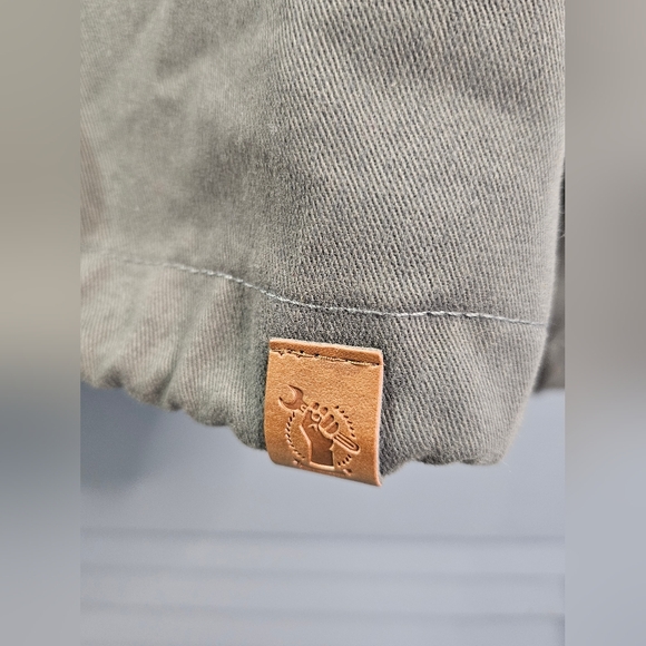 Pre-Loved KOLBY BLACK Hoodie - Size Medium - Picture 6 of 6